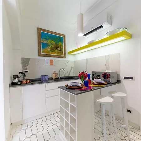 Suite Design Capri Con Minipool In Piazzetta Holiday home Capri