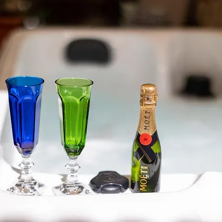 Con Jacuzzi In Piazzetta Prázdninový dům Capri