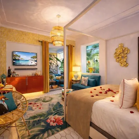 Con Jacuzzi In Piazzetta *