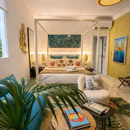 Suite Design Capri con minipool in Piazzetta Capri