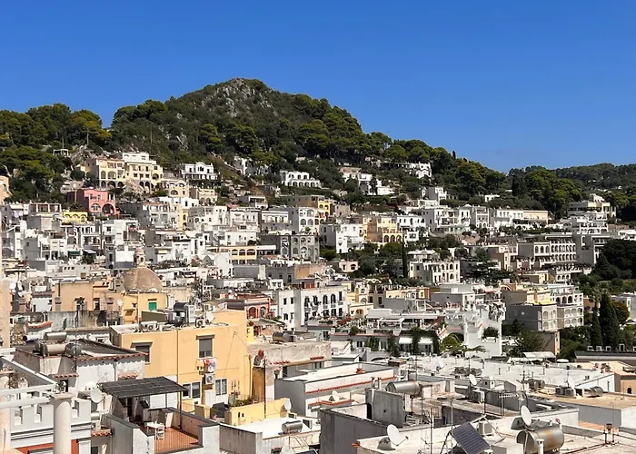 Con Jacuzzi In Piazzetta 펜션 *