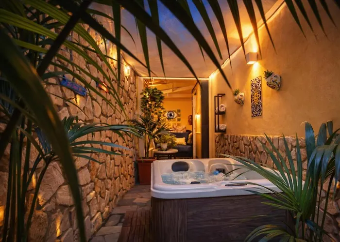 Con Jacuzzi In Piazzetta * Capri