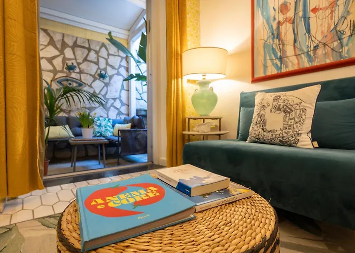 Con Jacuzzi In Piazzetta Ferienhaus Capri